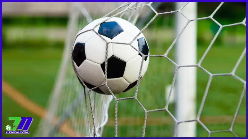 Đá Phạt Gián Tiếp Và Tổng Hợp Nguyên Tắc Bạn Cần Biết 3 Quy định đối với bóng vào gôn trong đá phạt gián tiếp