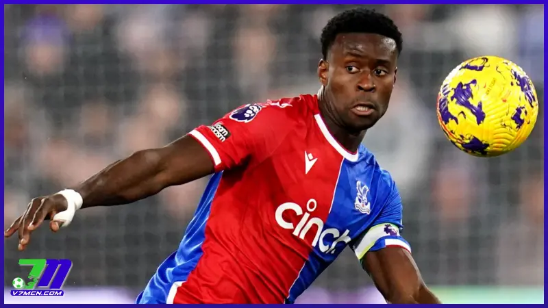 Marc Guehi - Trung vệ thép của đội tuyển quốc gia Anh 2 Sự nghiệp thi đấu chuyên nghiệp của Marc Guehi