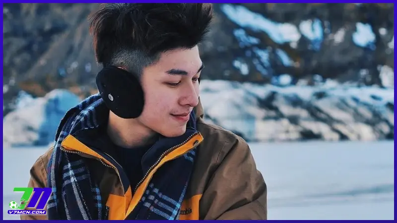 BTV Quang Vũ: Hành trình và những cống hiến nổi bật tại 7MCN 1 Hiểu rõ hơn về hành trình và sự nghiệp của BTV Quang Vũ